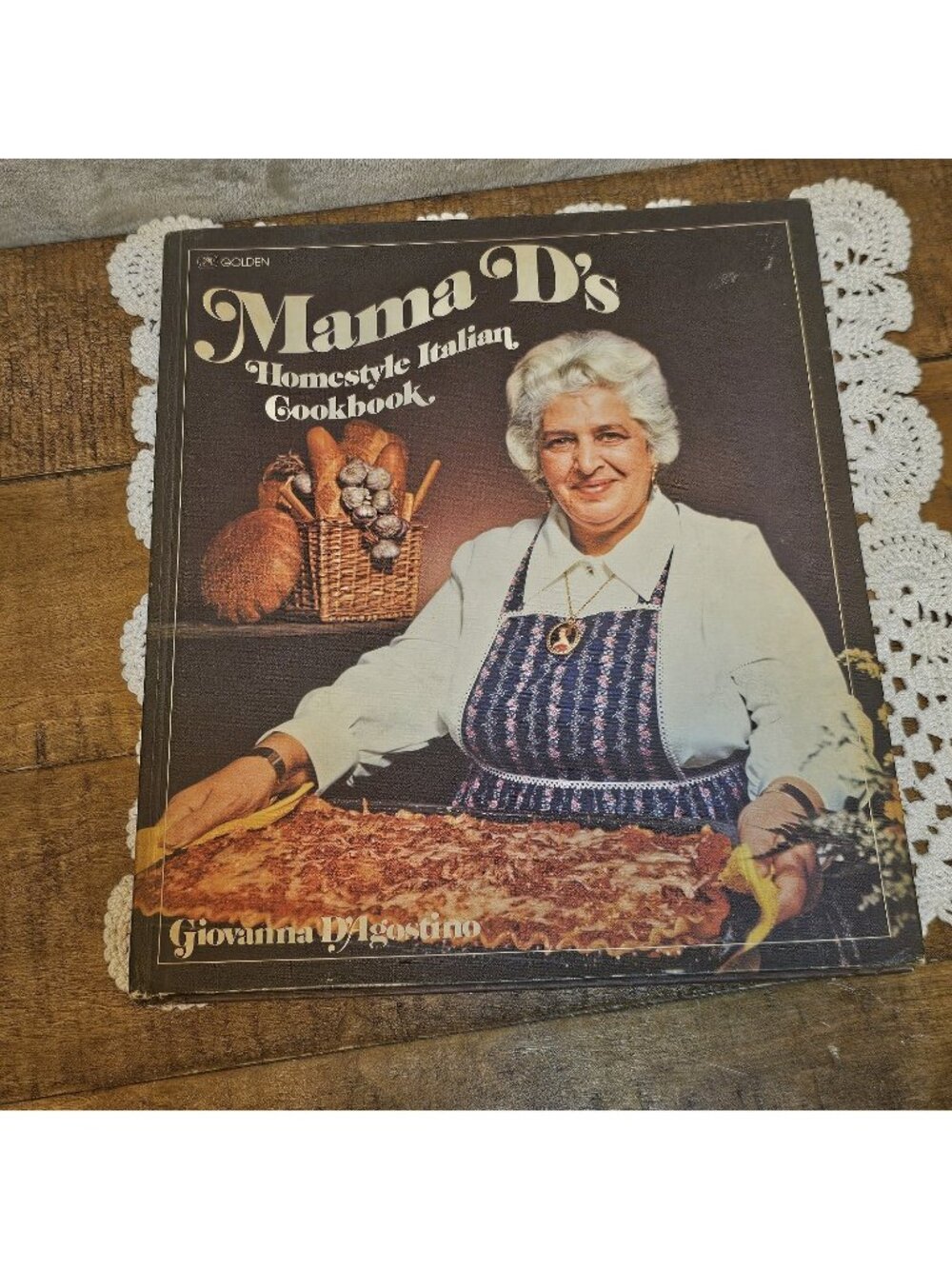 Vintage Mama D's Homestyle Italian Cookbook 1975 1970's Italy Recipes HB